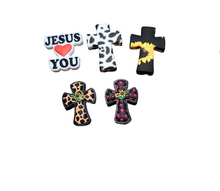 Load image into Gallery viewer, Silicone Personalized Charms- Custom Personalized Charm Keychain
